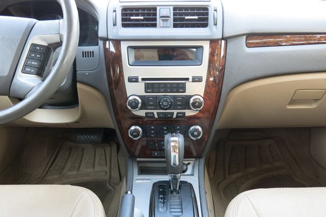 2010 Ford Fusion 4dr Sedan SEL FWD - 22927420 - 21