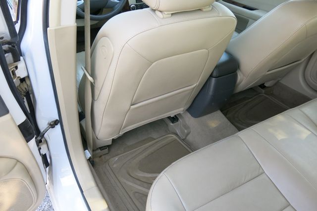 2010 Ford Fusion 4dr Sedan SEL FWD - 22927420 - 42