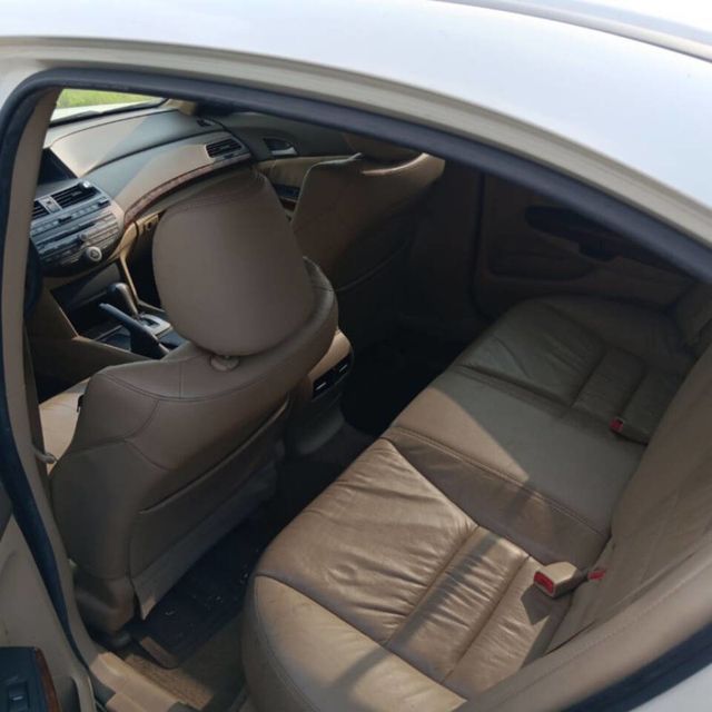 2010 Honda Accord Sedan 4dr V6 Automatic EX-L - 22893456 - 2