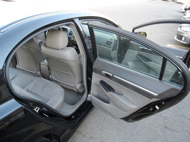 2010 Honda Civic Sedan 4dr Automatic EX-L w/Navi - 22370306 - 23