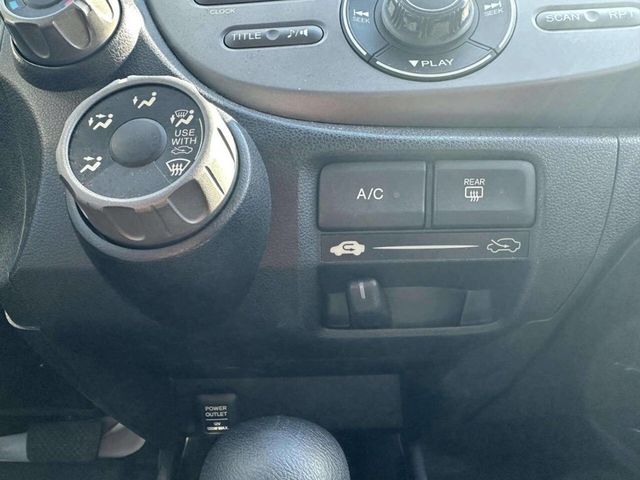 2010 Honda Fit 5dr Hatchback Automatic Sport - 22936471 - 29