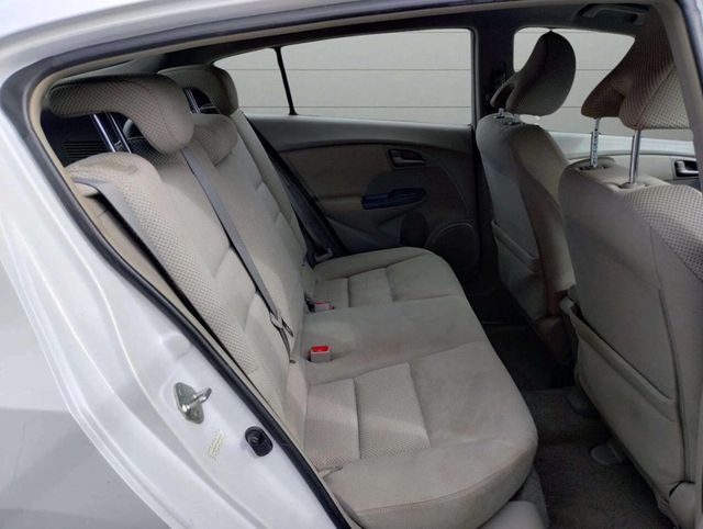 2010 Honda Insight 5dr CVT EX - 22931354 - 17