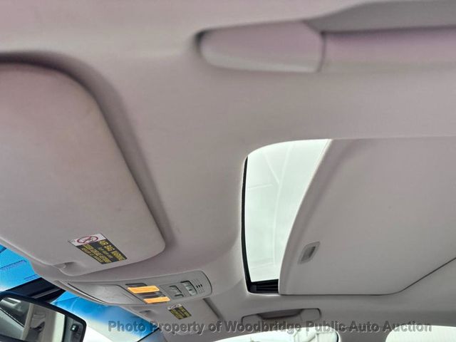 2010 Lexus ES 350 4dr Sedan - 22939624 - 11