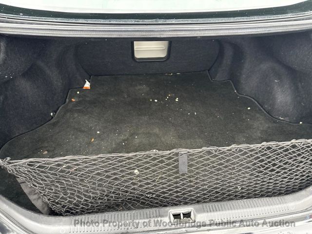 2010 Lexus ES 350 4dr Sedan - 22939624 - 13