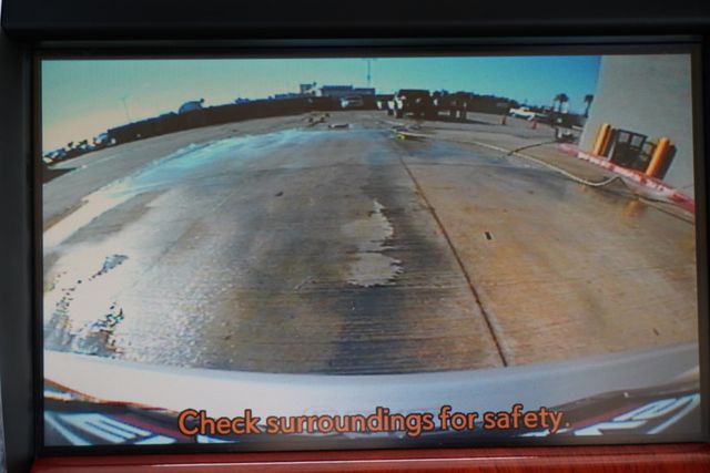 2010 Lexus ES 350 4dr Sedan - 22921711 - 18