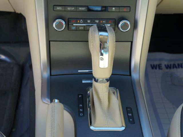 2010 Lincoln MKZ 4dr Sdn FWD - 11695527 - 8