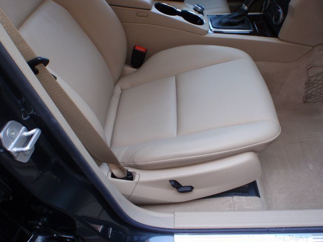 2010 Mercedes-Benz GLK-Class GLK350 4MATIC - 6818510 - 30