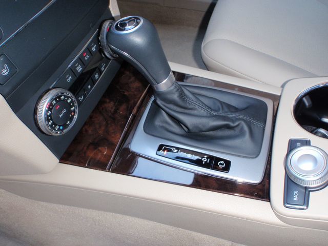 2010 Mercedes-Benz GLK-Class GLK350 4MATIC - 6818510 - 35