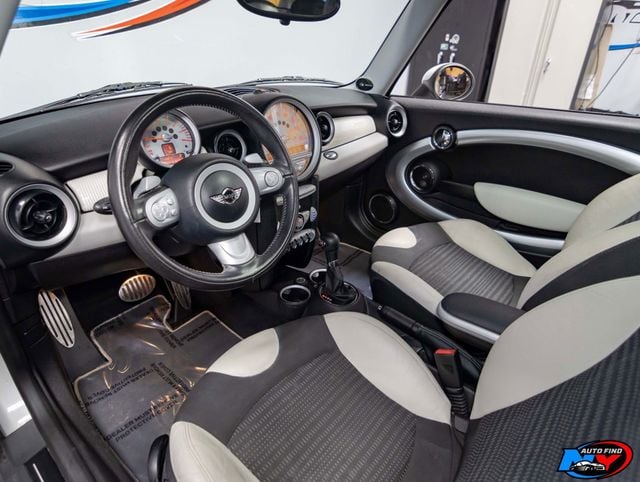 2010 MINI Cooper S Hardtop 2 Door CLEAN CARFAX, CAMDEN PKG, PAN SUNROOF, 17" ALLOY WHEELS - 22923887 - 14