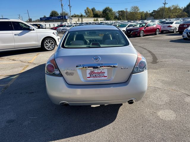 2010 Nissan Altima 4dr Sedan I4 CVT 2.5 S - 22933664 - 4