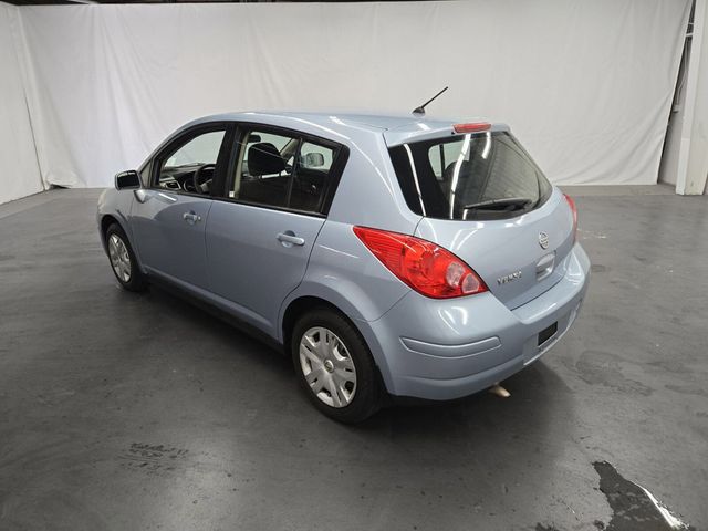 2010 Nissan Versa 5dr Hatchback I4 Automatic 1.8 S - 22936513 - 2