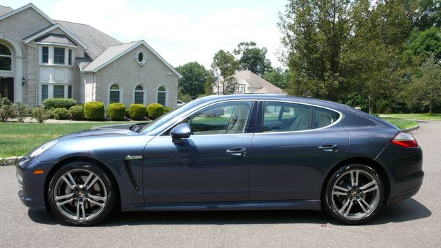 2010 Porsche Panamera 4dr Hatchback 4S - 17932479 - 1