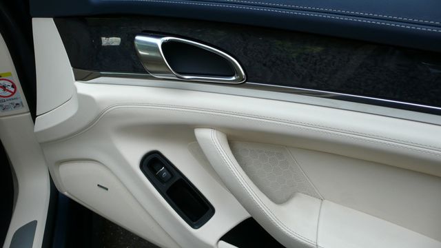 2010 Porsche Panamera 4dr Hatchback 4S - 17932479 - 25
