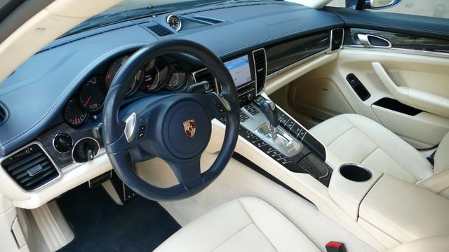 2010 Porsche Panamera 4dr Hatchback 4S - 17932479 - 29