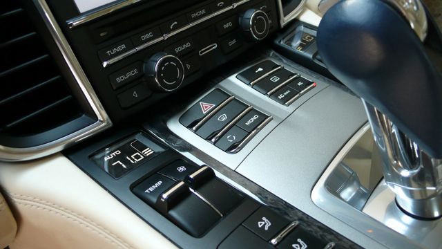 2010 Porsche Panamera 4dr Hatchback 4S - 17932479 - 37