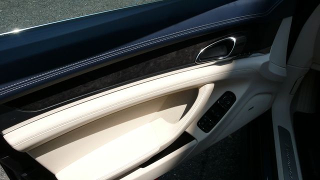 2010 Porsche Panamera 4dr Hatchback 4S - 17932479 - 45