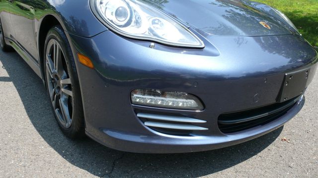 2010 Porsche Panamera 4dr Hatchback 4S - 17932479 - 50