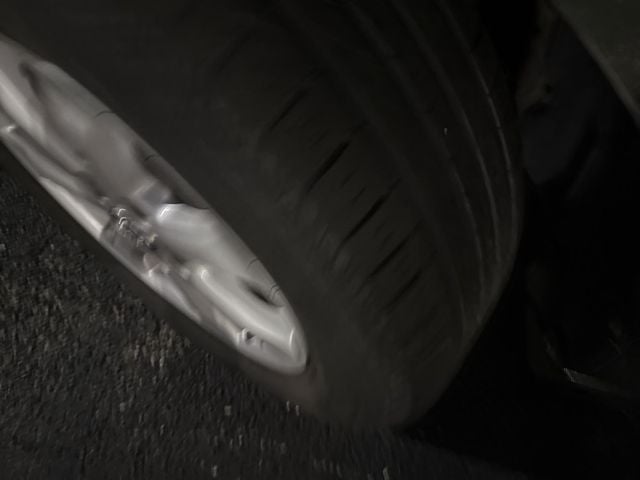 2010 Toyota Camry 4dr Sedan I4 Automatic LE - 22939108 - 2