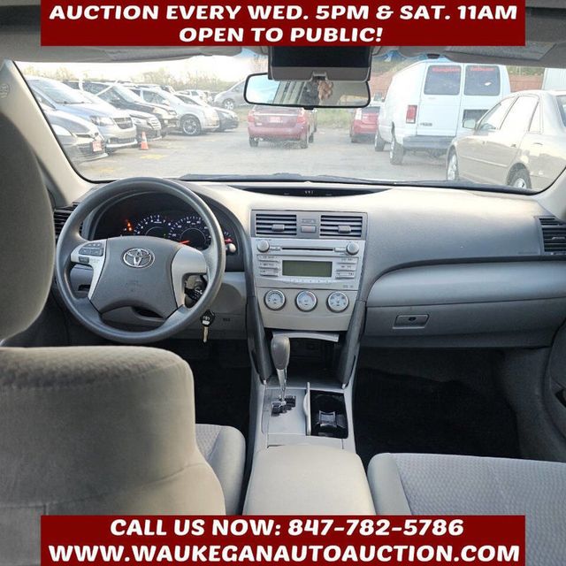 2010 Toyota Camry 4dr Sedan I4 Automatic LE - 22938465 - 7