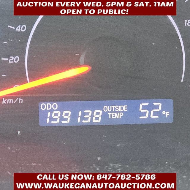 2010 Toyota Camry 4dr Sedan I4 Automatic LE - 22938465 - 8