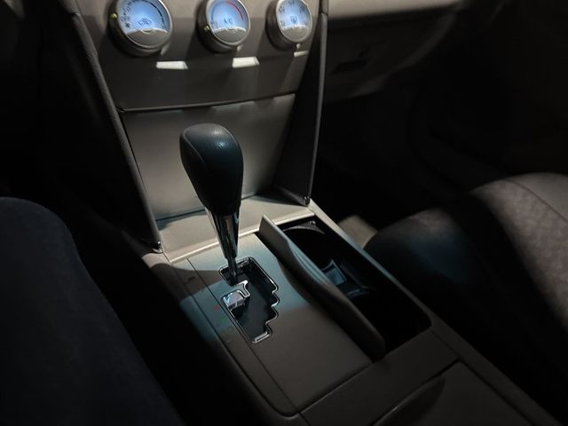 2010 Toyota Camry LE - 22939108 - 14