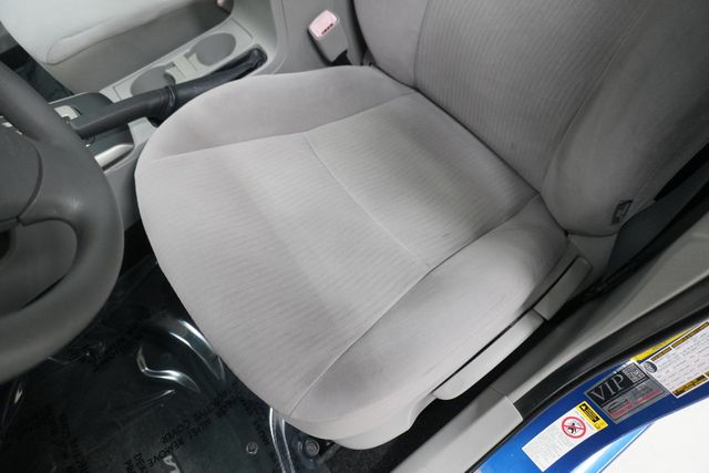 2010 Toyota Corolla  - 22929534 - 10