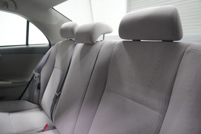 2010 Toyota Corolla  - 22929534 - 11