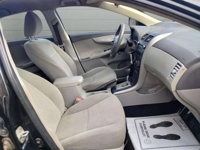 2010 Toyota Corolla 4dr Sedan Automatic LE - 22930541 - 16