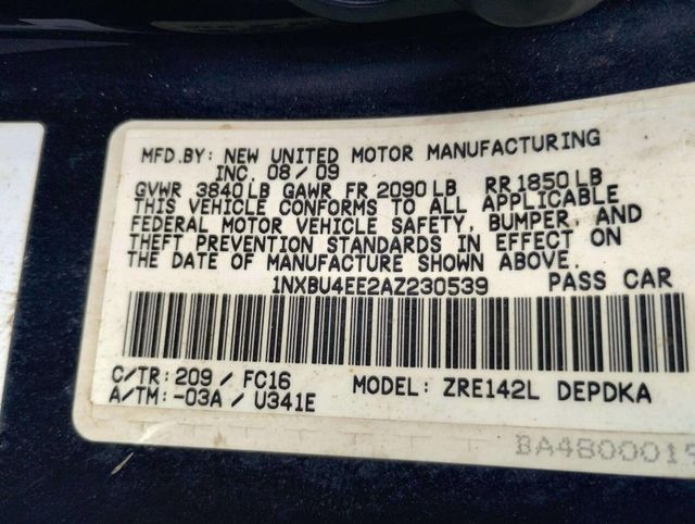 2010 Toyota Corolla 4dr Sedan Automatic LE - 22930541 - 27