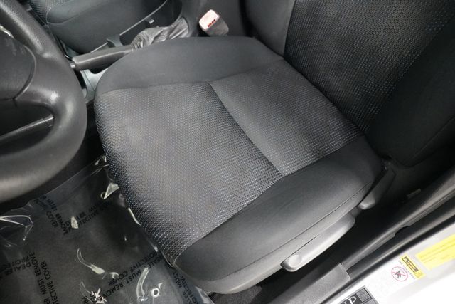 2010 Toyota Matrix 5dr Wagon Automatic FWD - 22899439 - 10