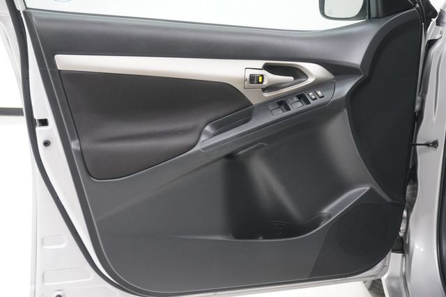 2010 Toyota Matrix 5dr Wagon Automatic FWD - 22899439 - 12