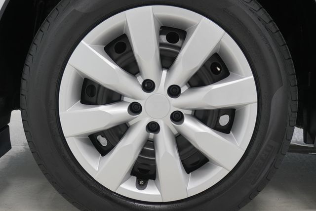 2010 Toyota Matrix 5dr Wagon Automatic FWD - 22899439 - 21