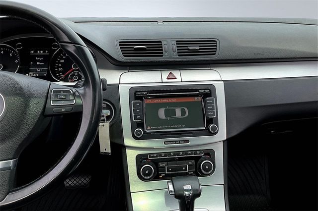 2010 Volkswagen CC 4dr DSG Luxury PZEV - 22939743 - 21