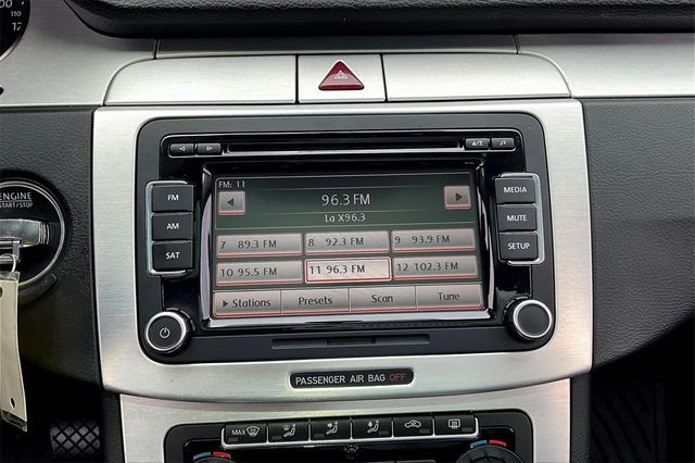 2010 Volkswagen CC 4dr DSG Luxury PZEV - 22939743 - 23