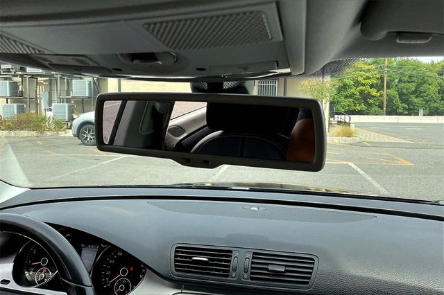 2010 Volkswagen CC 4dr DSG Luxury PZEV - 22939743 - 28