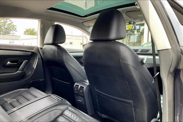 2010 Volkswagen CC 4dr DSG Luxury PZEV - 22887508 - 13