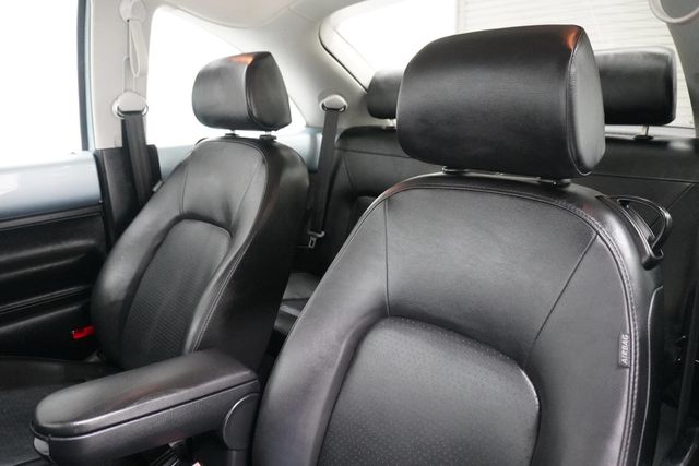 2010 Volkswagen New Beetle Coupe 2dr Automatic - 22929532 - 8