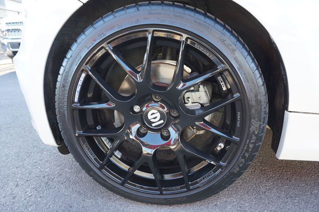 2011 BMW 1 Series PREMIUM PKG, PREMIUM WHEELS, HEATED SEATS, MOON ROOF - 22935641 - 12