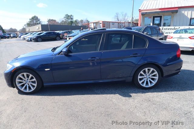 2011 BMW 3 Series 328i - 21814828 - 3