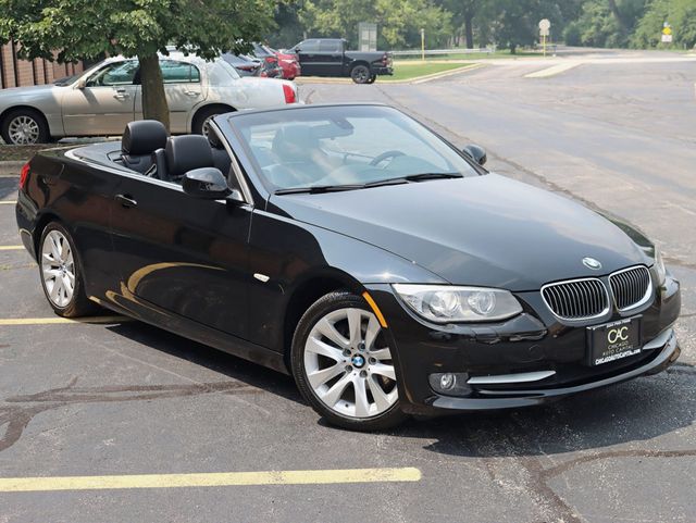 2011 BMW 3 Series 328i - 22892819 - 10
