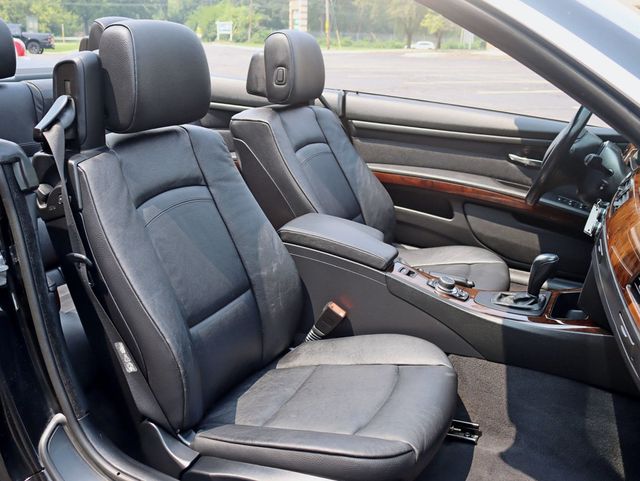 2011 BMW 3 Series 328i - 22892819 - 23