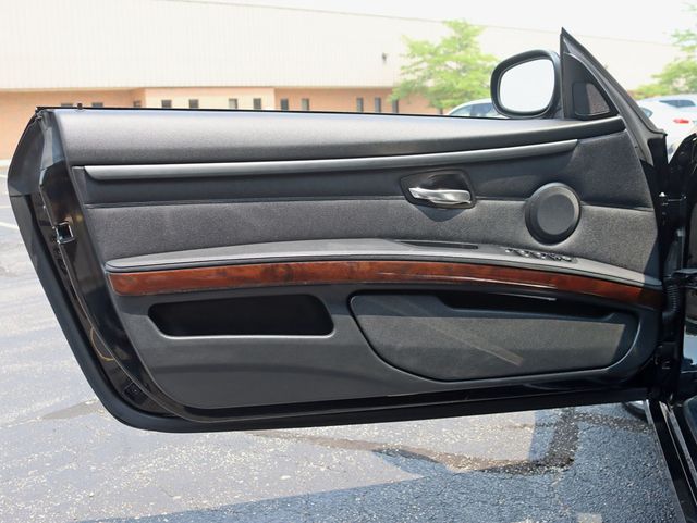2011 BMW 3 Series 328i - 22892819 - 25