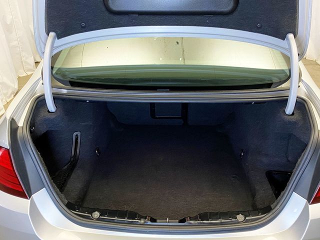 2011 BMW 5 Series 535i xDrive - 22926147 - 53