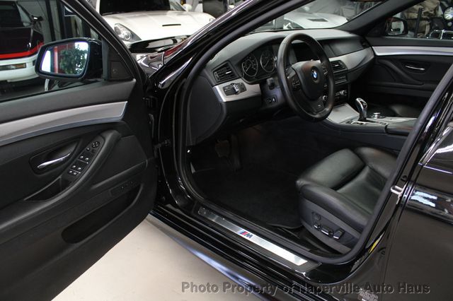 2011 BMW 5 Series 550i xDrive - 22425010 - 10