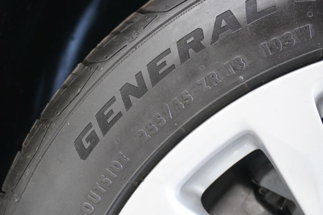 2011 Cadillac CTS Coupe 2dr Coupe Premium RWD - 22904282 - 31