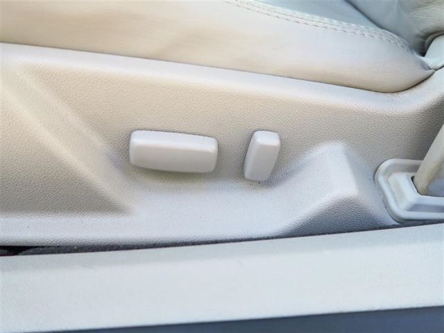 2011 Cadillac CTS Coupe 2dr Cpe Premium RWD 2dr Cpe Premium RWD - 16933925 - 19