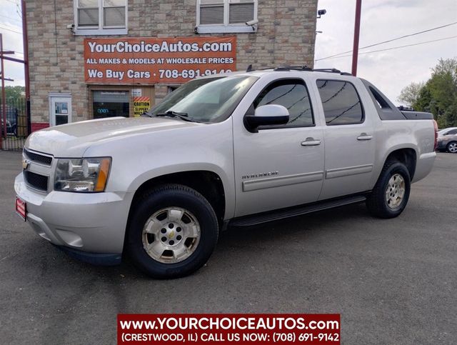 2011 Chevrolet Avalanche 4WD Crew Cab LS - 22849589 - 0
