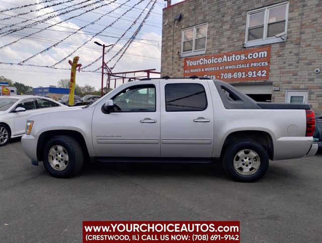 2011 Chevrolet Avalanche 4WD Crew Cab LS - 22849589 - 1