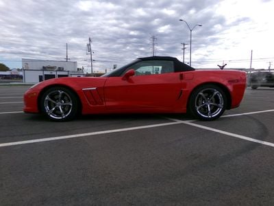 2011 Chevrolet Corvette - 1G1YW3DW6B5102211