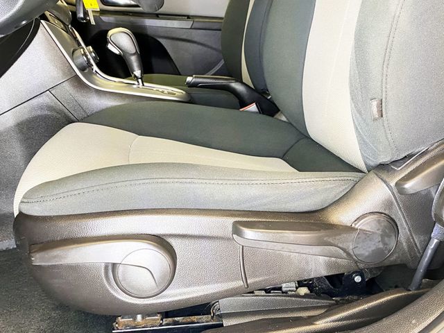 2011 Chevrolet CRUZE 4dr Sedan LS - 22938136 - 16